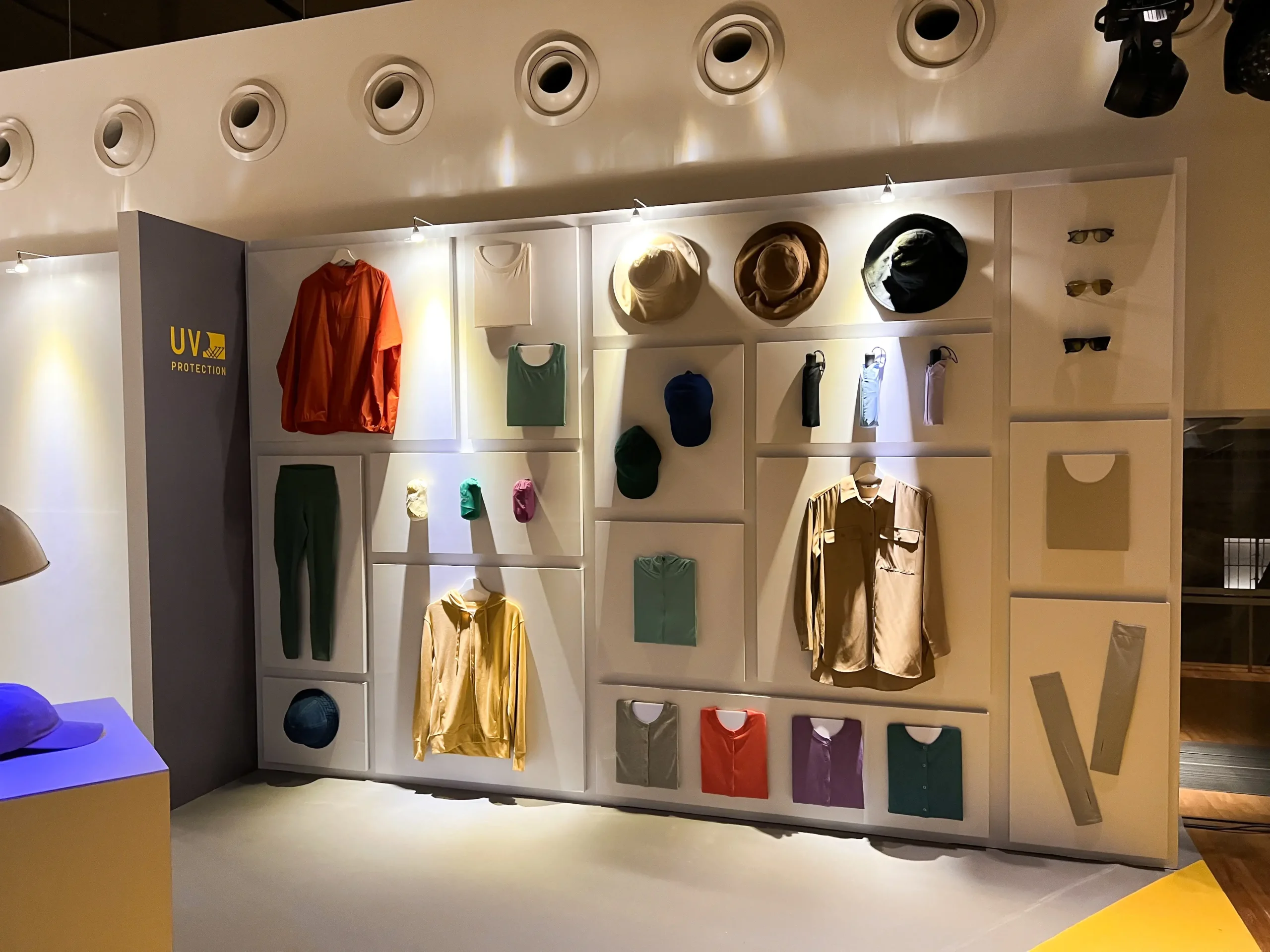uniqlo retail renovations 2
